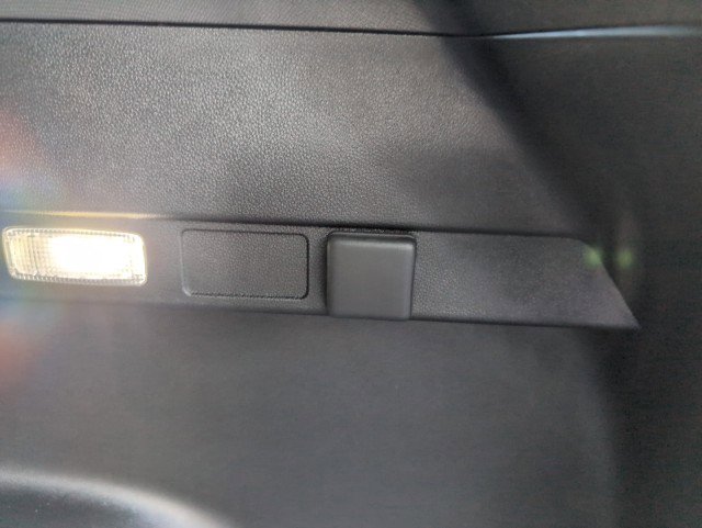 New 2026 Chevrolet Equinox ACTIV w/ Convenience Package III image 20