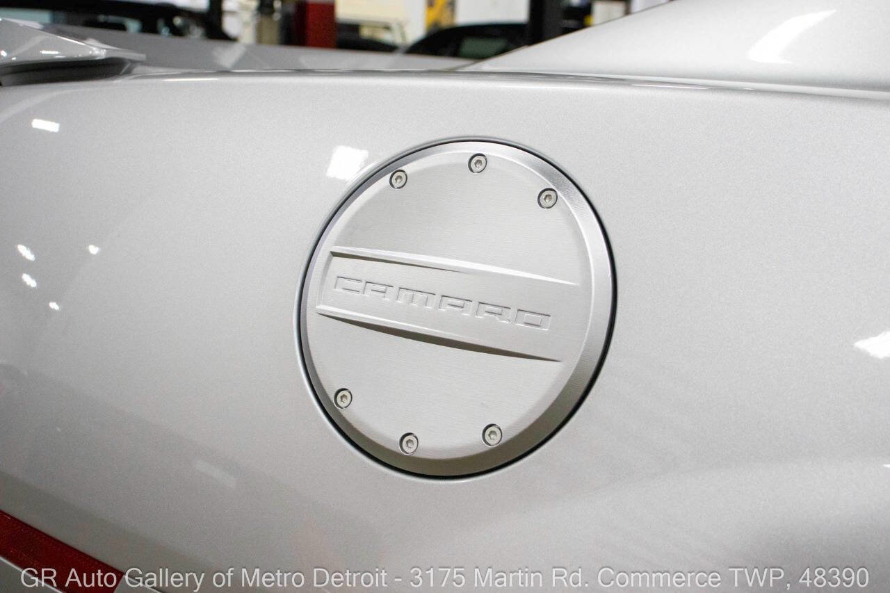 Used 2012 Chevrolet Camaro ZL1 image 29