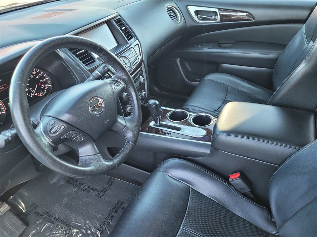 Used 2013 Nissan Pathfinder Platinum w/ Cargo Pkg image 20