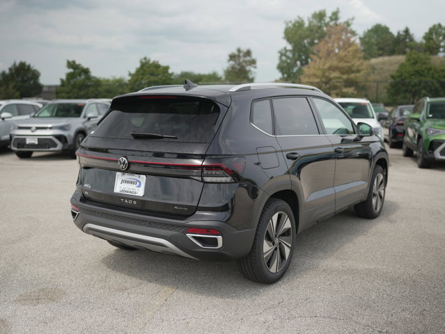New 2025 Volkswagen Taos SE AWD/4WD image 8