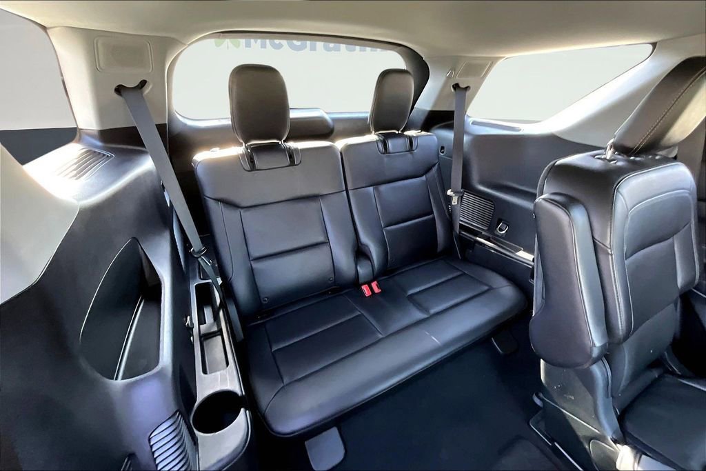 Used 2020 Ford Explorer Limited w/ Hybrid Equipment Group 310A AWD/4WD image 26