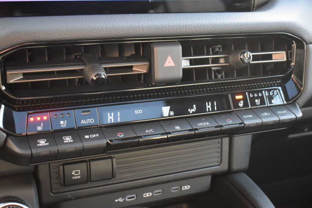 Certified 2025 Toyota Land Cruiser w/ Premium Package image 12