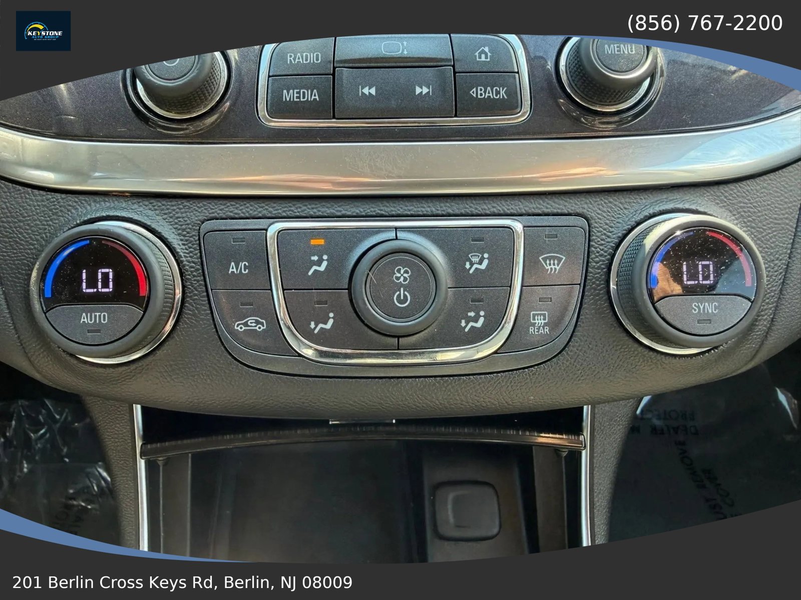 Used 2018 Chevrolet Impala LT w/ LT Convenience Package image 23