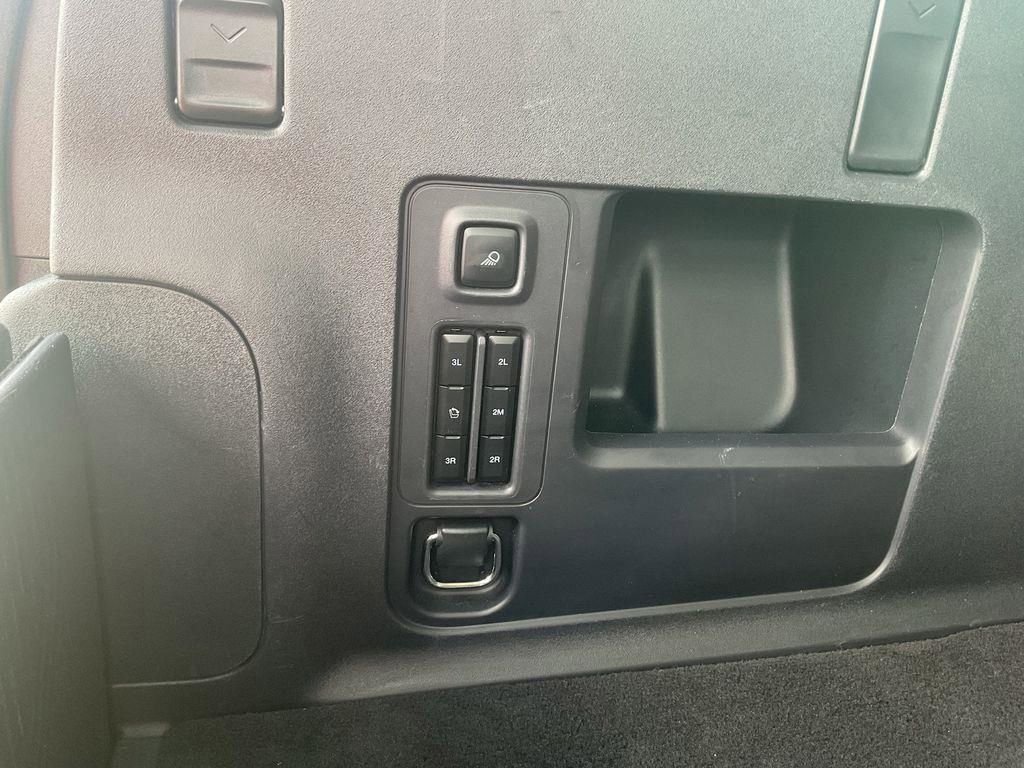 Used 2025 Ford Expedition Max Active RWD image 15