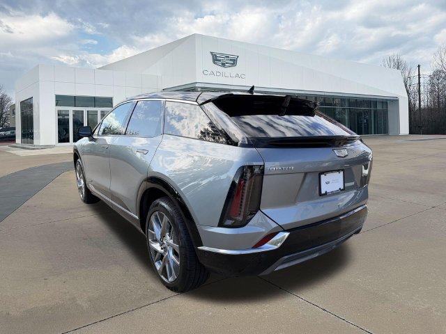 Certified 2025 Cadillac Optiq Luxury 1 AWD/4WD image 5
