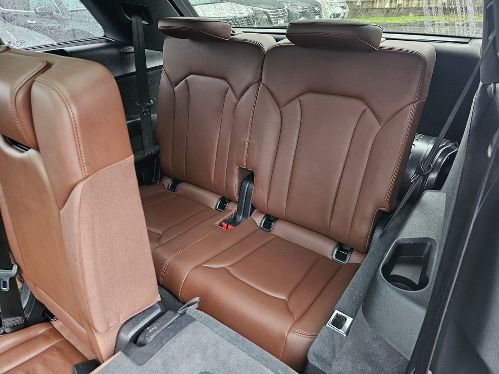 Used 2018 Audi Q7 3.0T Prestige image 25
