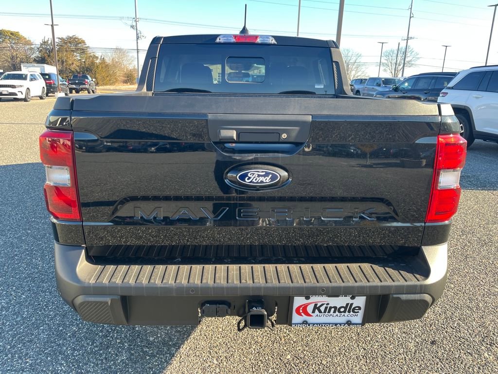 New 2026 Ford Maverick Lariat w/ Black Appearance Package image 28