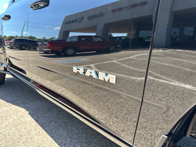 New 2026 RAM 3500 Laramie AWD/4WD image 59