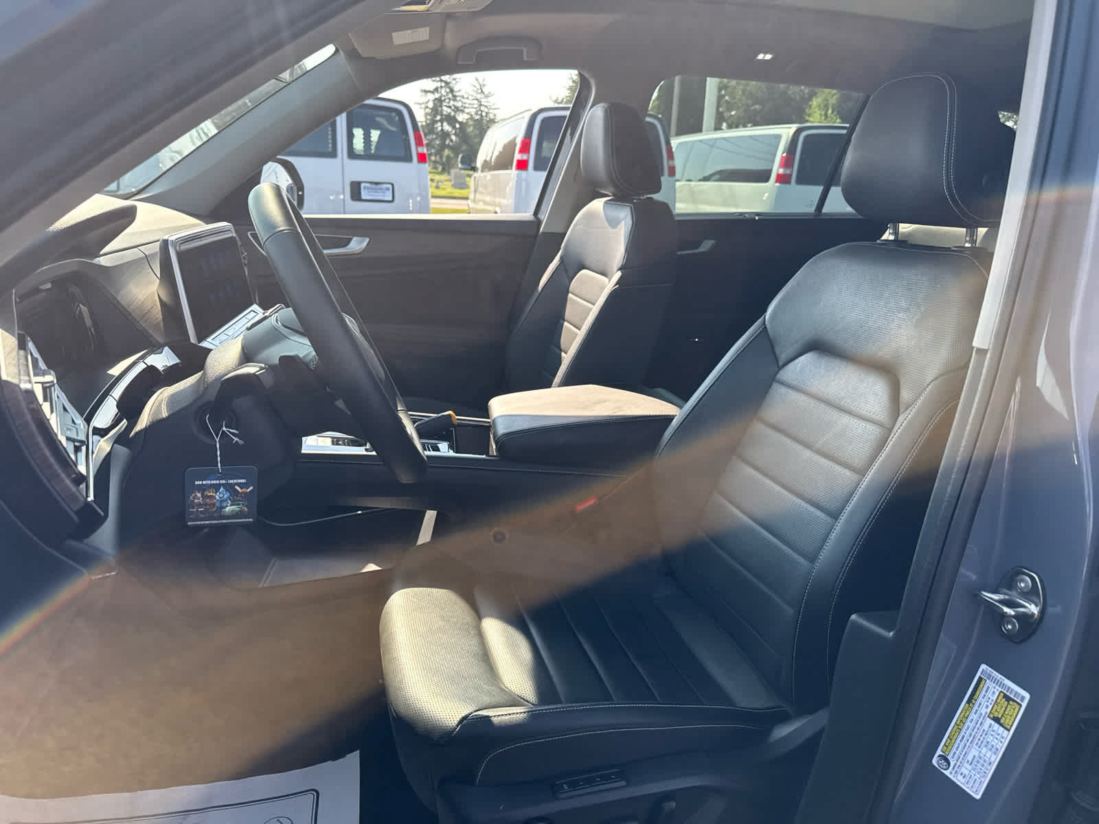 Used 2026 Volkswagen Atlas SEL AWD/4WD image 11