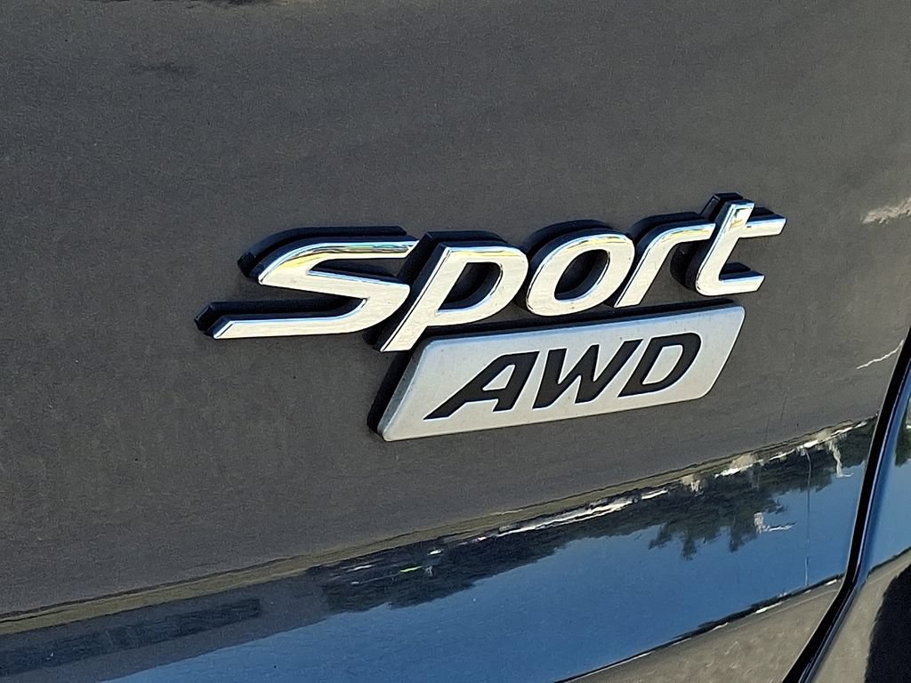 Used 2018 Hyundai Santa Fe Sport w/ Cargo Package AWD/4WD image 29