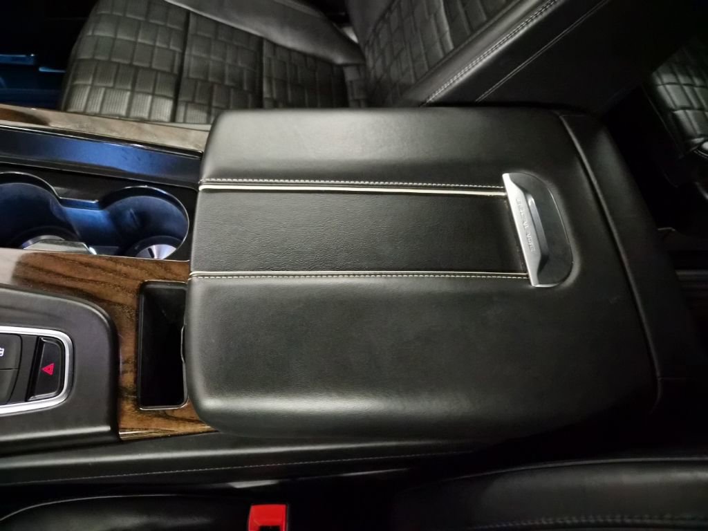 Used 2021 Cadillac Escalade Sport Platinum w/ Heavy-Duty Trailer Package image 36