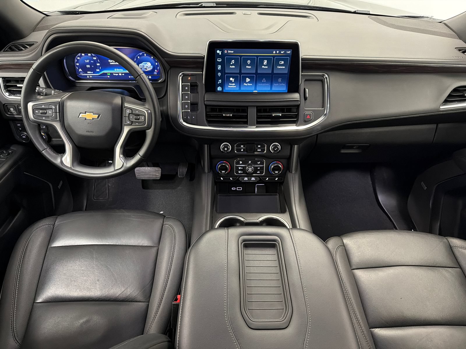 Used 2024 Chevrolet Suburban LT AWD/4WD image 21