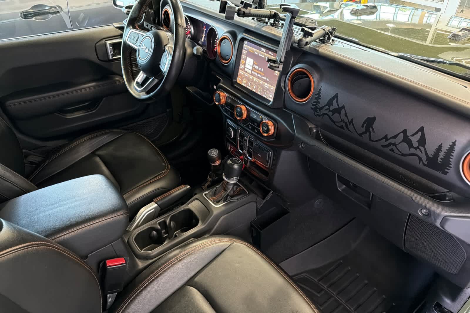 Used 2021 Jeep Gladiator Mojave AWD/4WD image 17