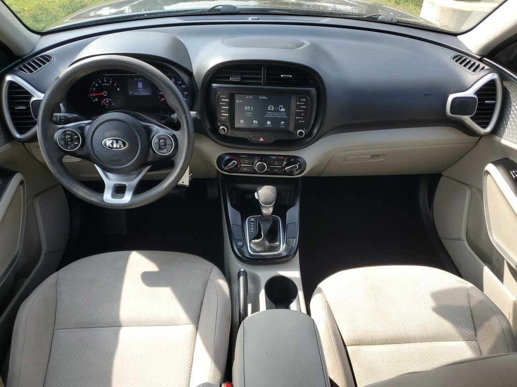 Used 2020 Kia Soul LX FWD image 20
