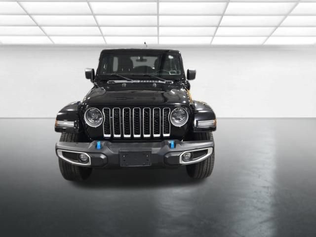 Used 2023 Jeep Wrangler Unlimited Sahara w/ Cold Weather Group AWD/4WD image 10