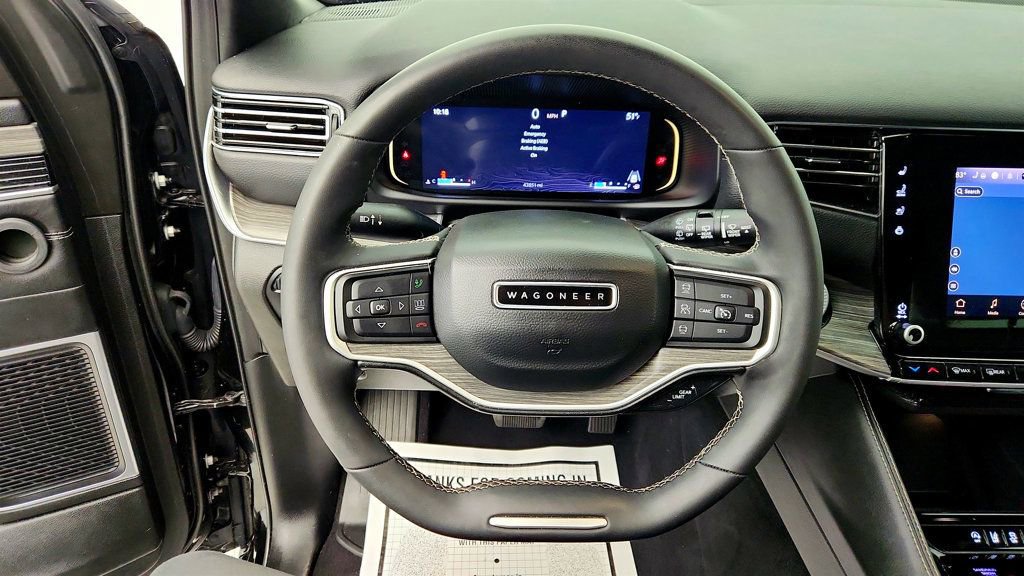 Used 2023 Jeep Wagoneer Series II w/ Premium Group I image 14