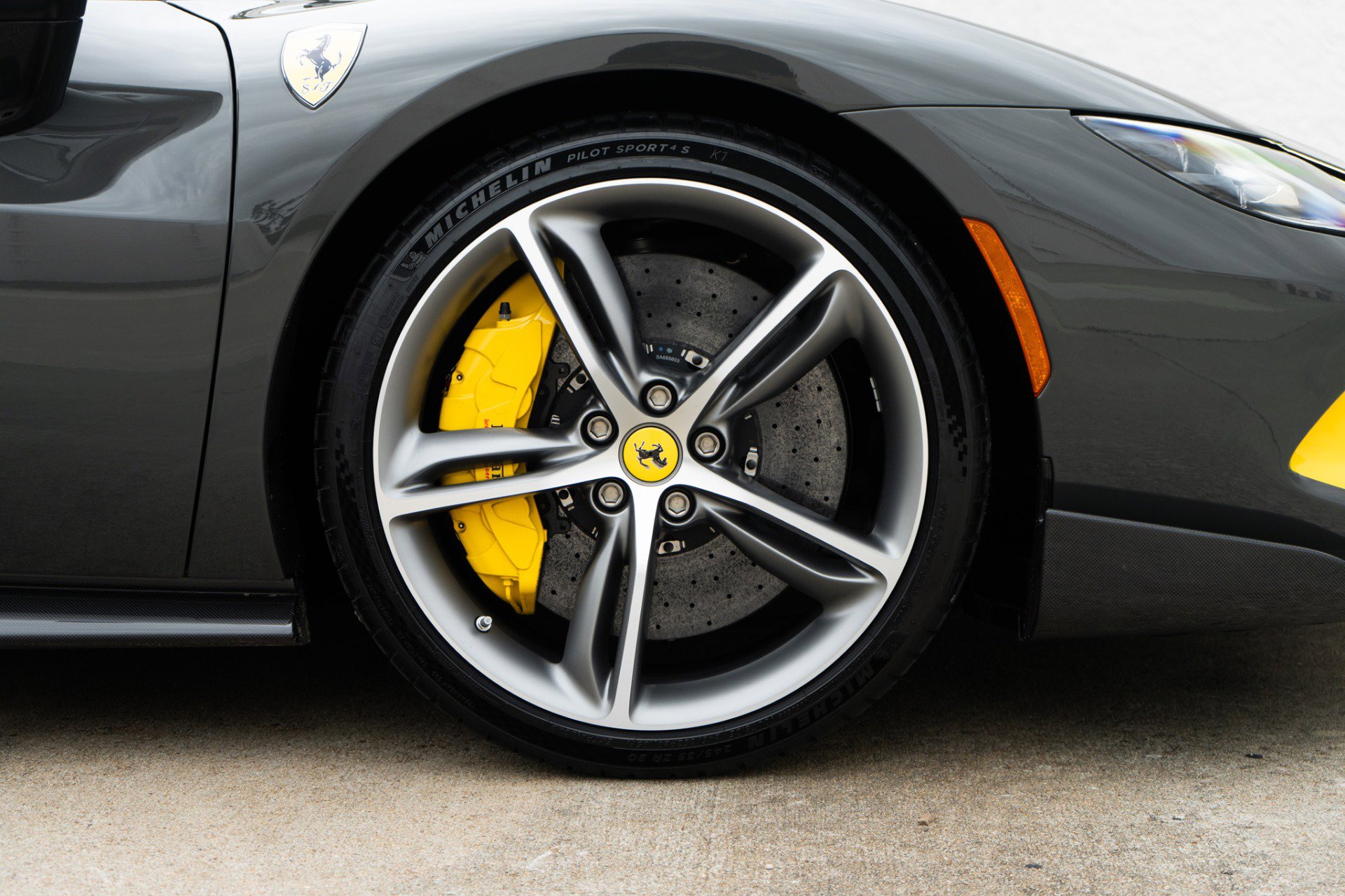 Used 2022 Ferrari 296 GTB RWD image 37