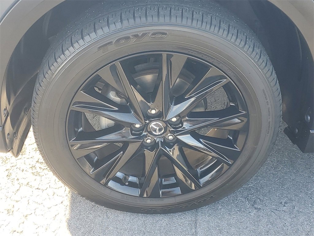 Used 2023 MAZDA CX-5 Carbon Edition image 4