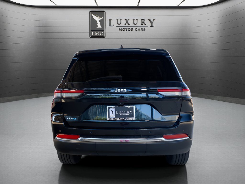 Used 2023 Jeep Grand Cherokee 4WD 4xe image 7