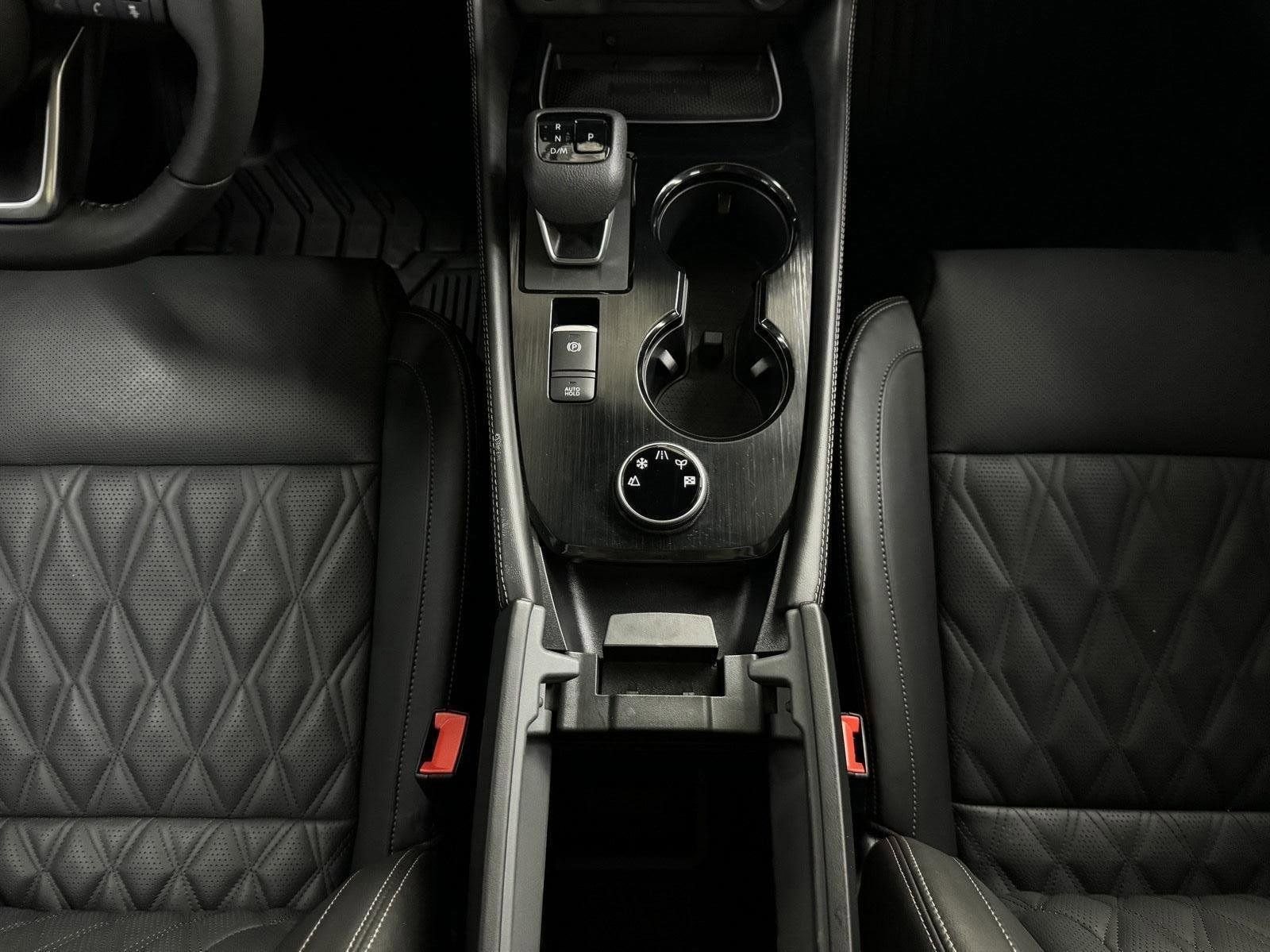 Used 2024 Nissan Rogue Platinum w/ Platinum Premium Package image 24