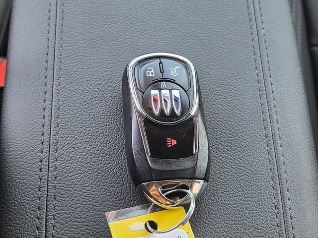 Used 2024 Buick Encore GX Sport Touring w/ Advanced Technology Package FWD image 19