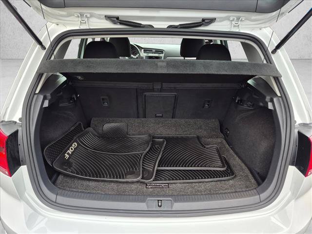 Used 2016 Volkswagen Golf S FWD image 21