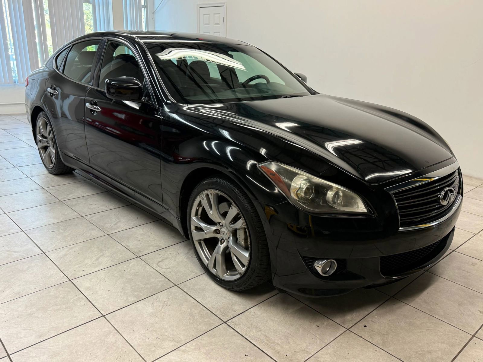 Used 2013 INFINITI M37 w/ Premium Pkg