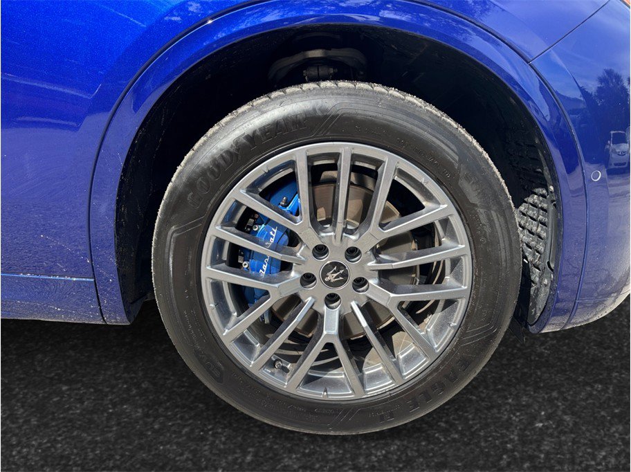 Used 2023 Maserati Grecale GT AWD/4WD image 13