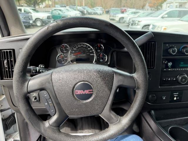 Used 2015 GMC Savana 2500 RWD image 16