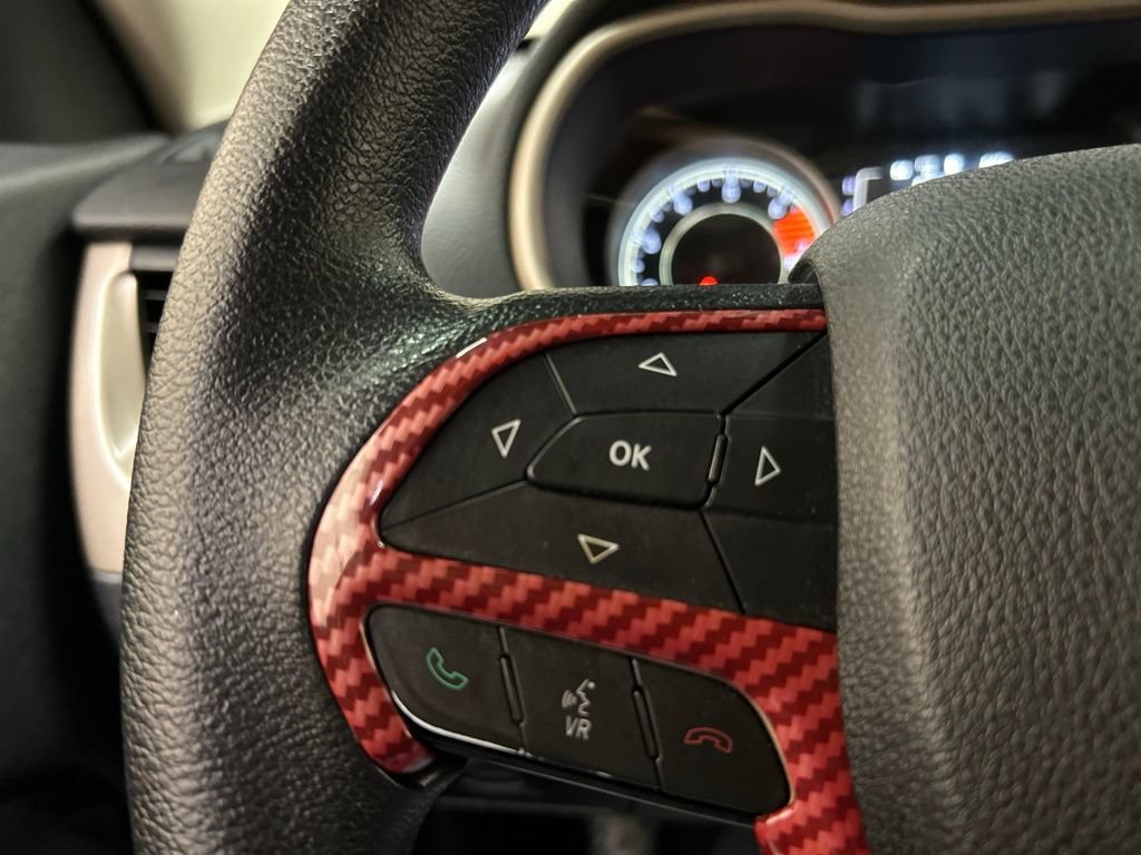Used 2016 Jeep Cherokee Sport FWD image 19