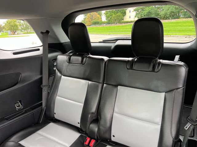 Certified 2023 Ford Explorer XLT w/ Equipment Group 202A AWD/4WD image 25