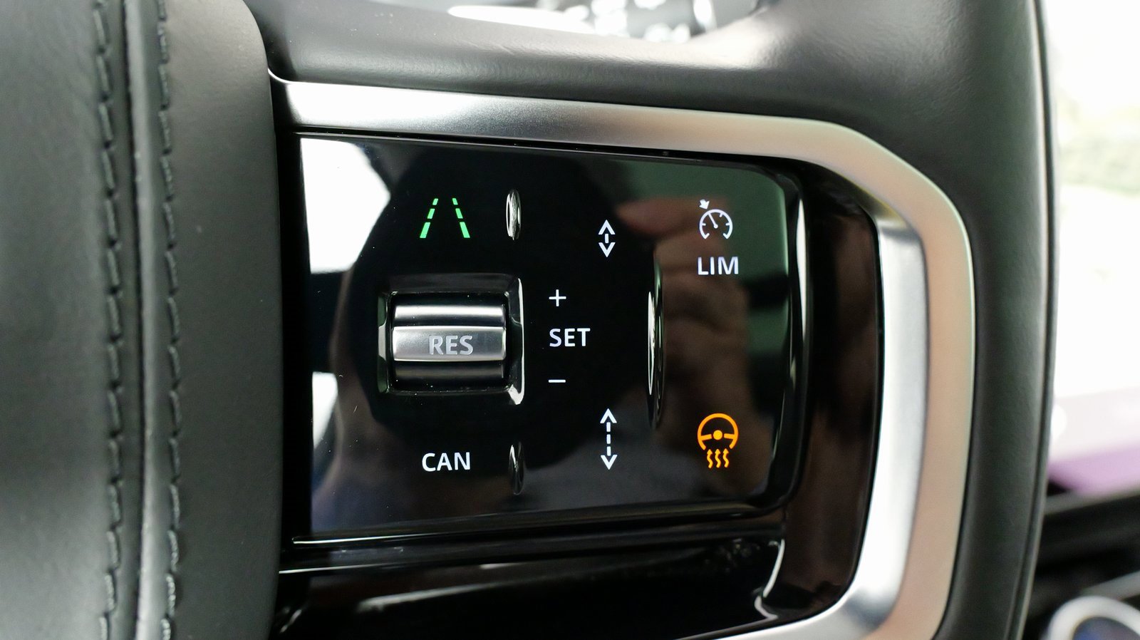 Used 2023 Land Rover Range Rover Sport SE image 43