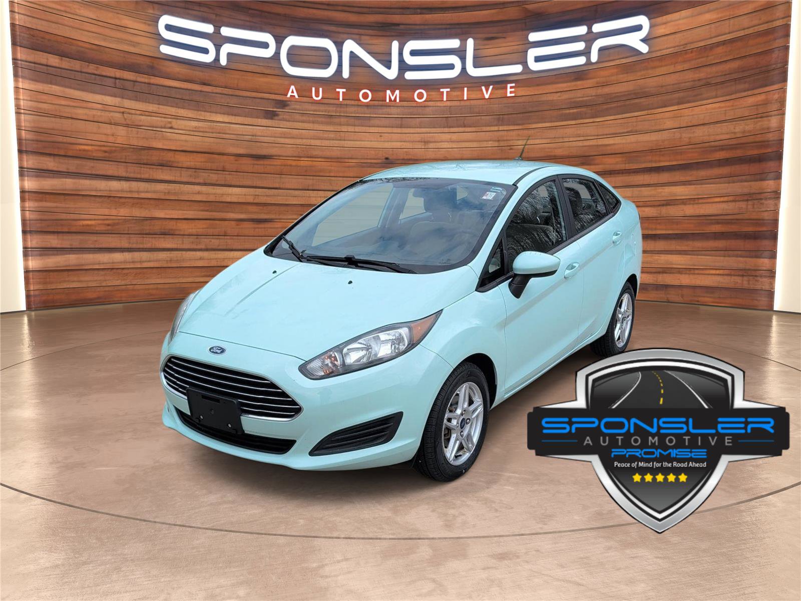 Used 2017 Ford Fiesta SE image 1
