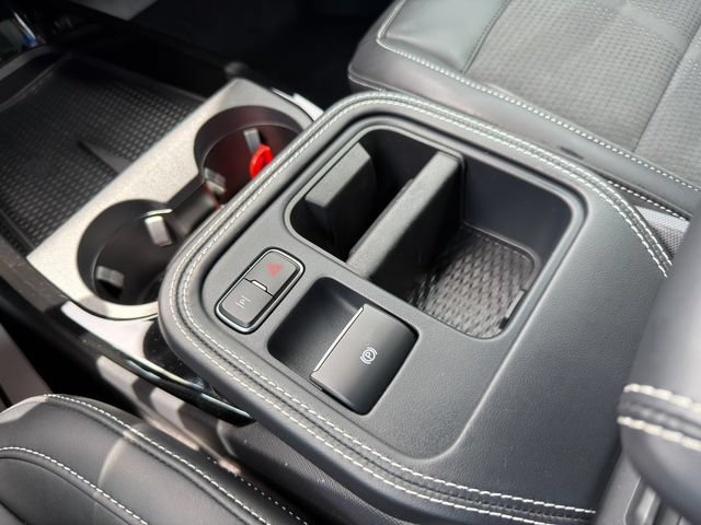 Used 2025 Ford Mustang Mach-E GT AWD/4WD image 39