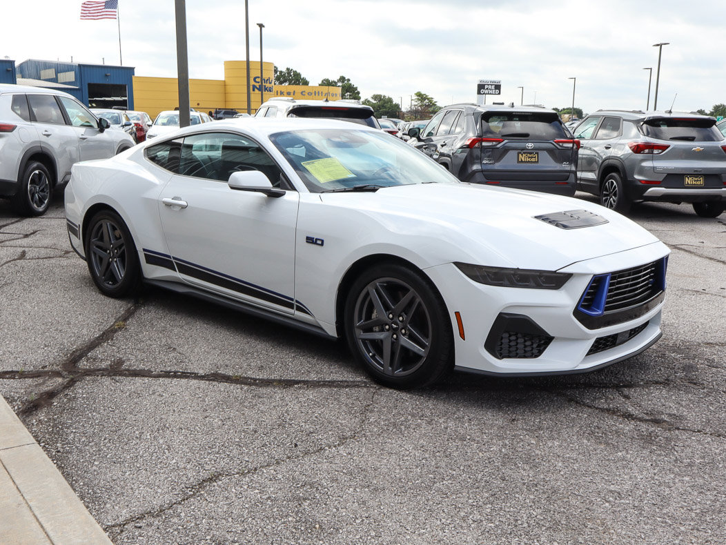 Used 2024 Ford Mustang GT Premium w/ California Special Package RWD image 3