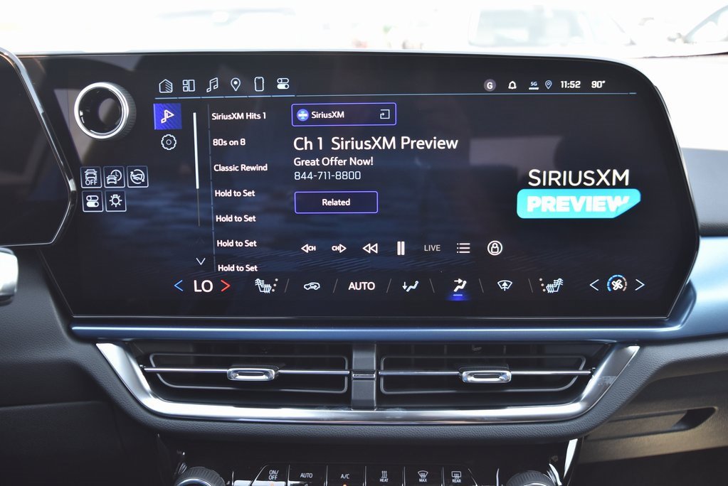 New 2025 Chevrolet Equinox EV LT image 15