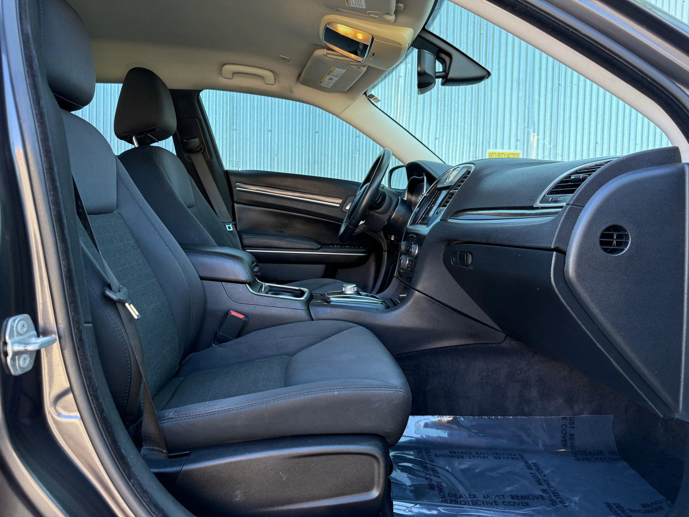 Used 2018 Chrysler 300 Touring w/ Sport Appearance Package image 15