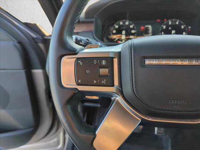 Used 2024 Land Rover Discovery Dynamic SE image 14
