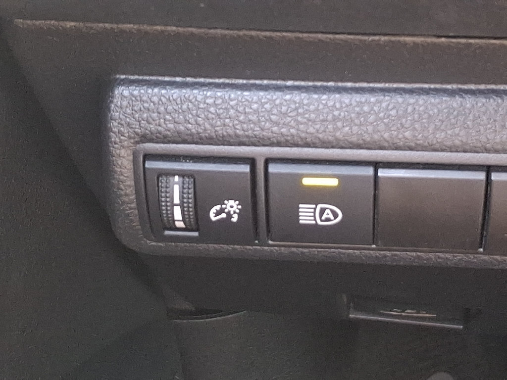 Certified 2025 Toyota Corolla LE FWD image 23