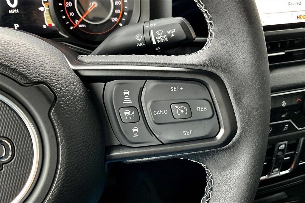 New 2025 Jeep Gladiator Sport AWD/4WD image 19