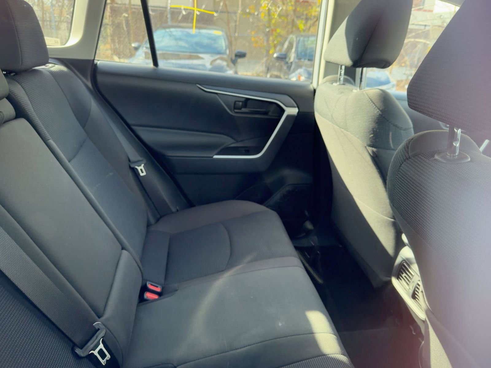 Used 2025 Toyota RAV4 LE image 9