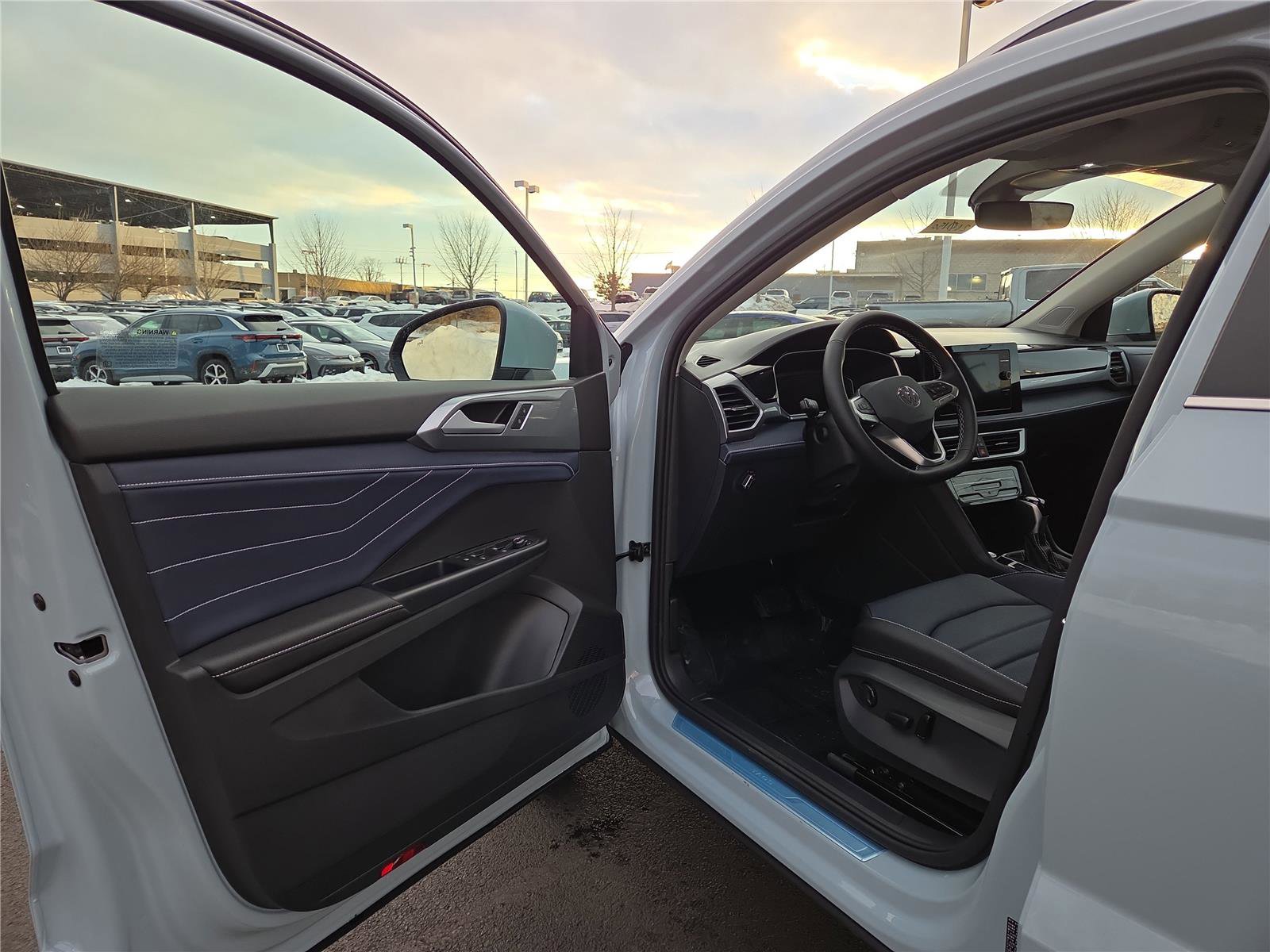 New 2026 Volkswagen Taos SEL image 11