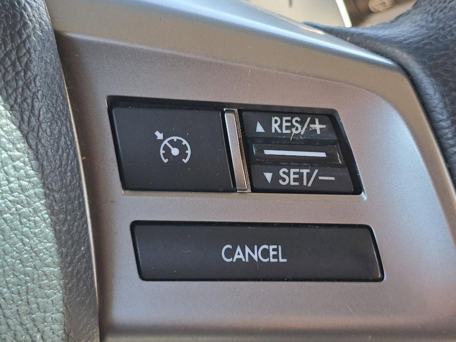 Used 2014 Subaru Outback 2.5i Premium AWD/4WD image 9
