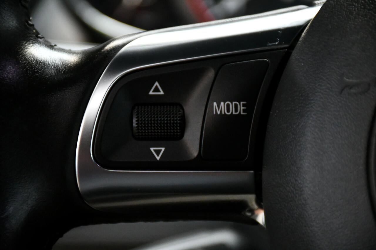 Used 2011 Audi R8 V10 image 35