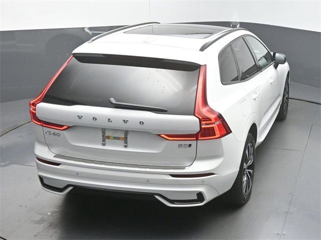 Used 2024 Volvo XC60 B5 Core image 48
