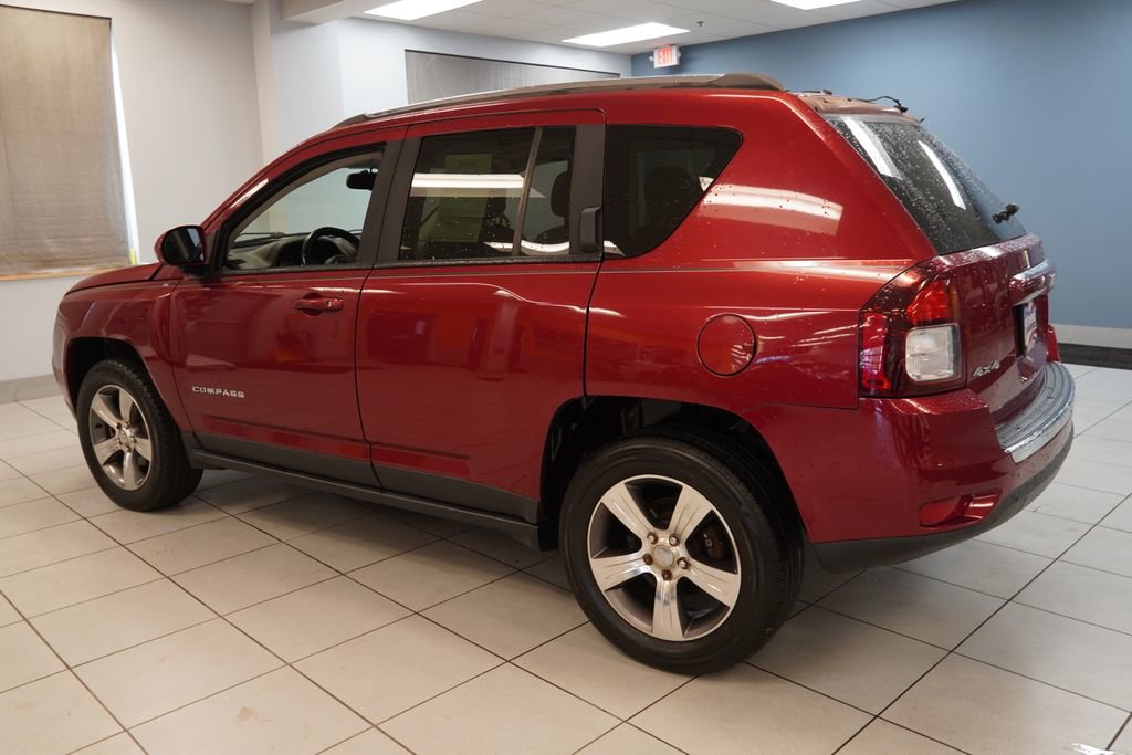 Used 2016 Jeep Compass High Altitude AWD/4WD image 8