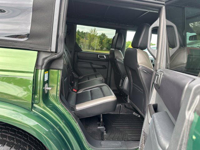 Used 2025 Ford Bronco Outer Banks AWD/4WD image 12