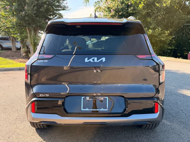 Certified 2024 Kia EV9 GT-Line AWD/4WD image 4