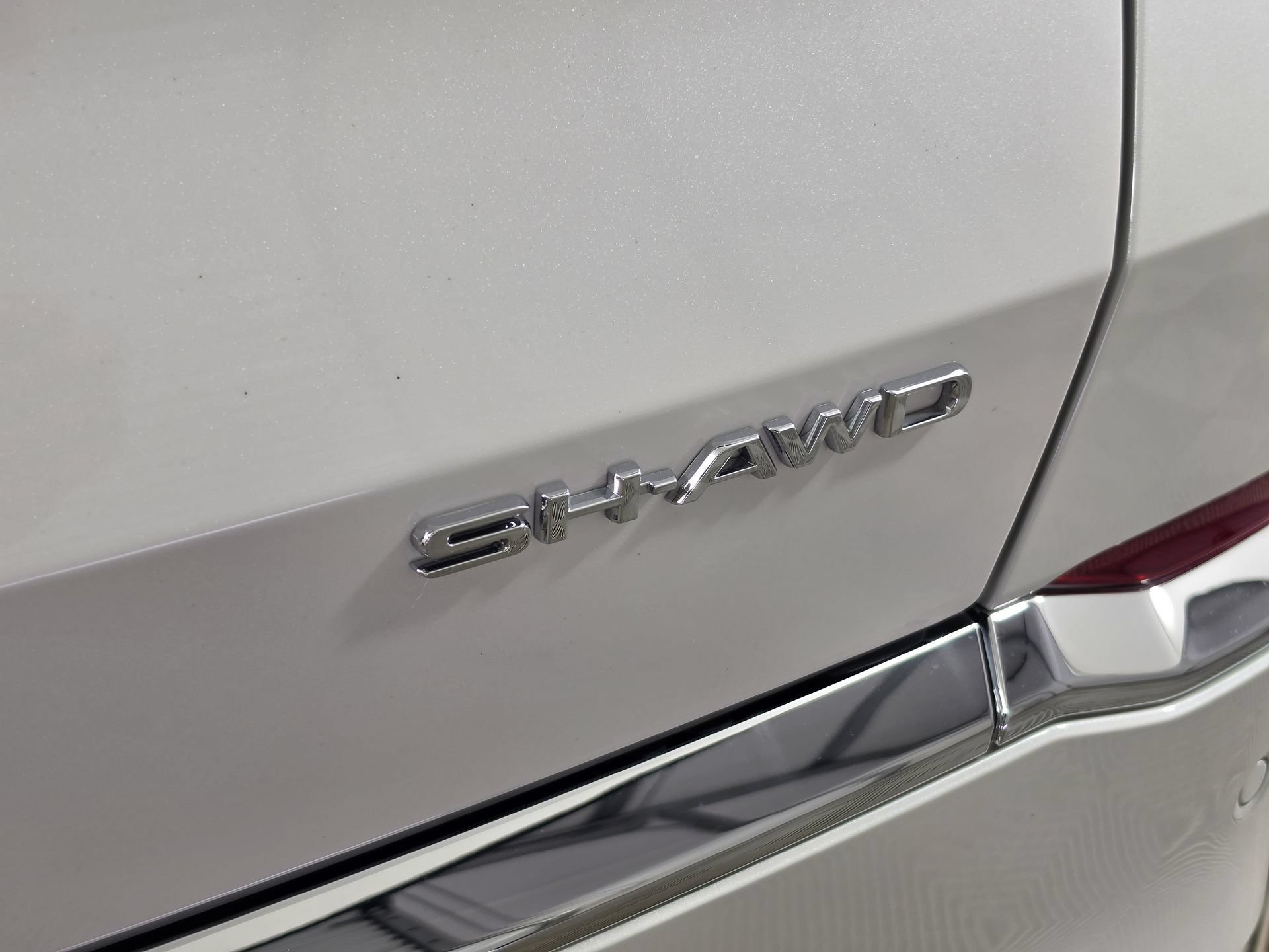 Used 2025 Acura MDX w/ Advance Package AWD/4WD image 12