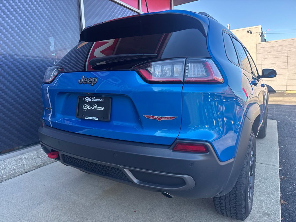 Used 2020 Jeep Cherokee Trailhawk w/ Cold Weather Group AWD/4WD image 7